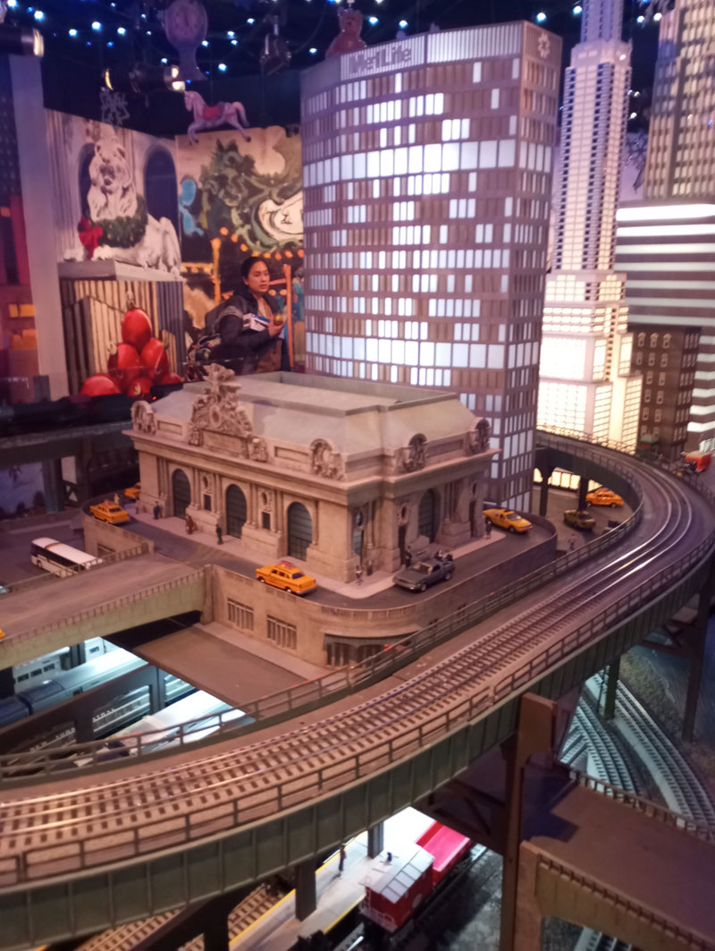 New York Transit Museum Holiday Train Show